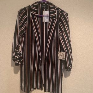 Lightweight 3/4 length sleeve Blazer